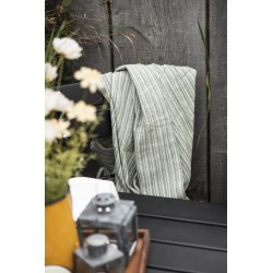 Pledd krem/grønt stripemønster